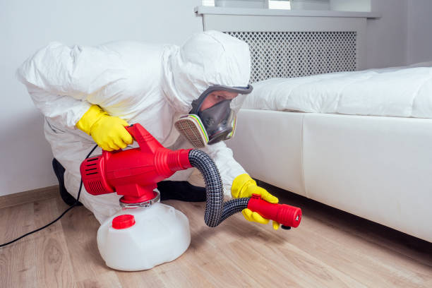 Best Best Pest Control Companies  in Baraboo, WI
